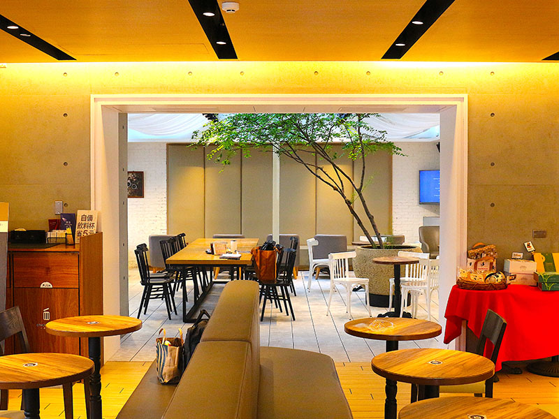 全台最美咖啡廳在斗六！內用低消一杯飲品免費閱覽巡迴書籍